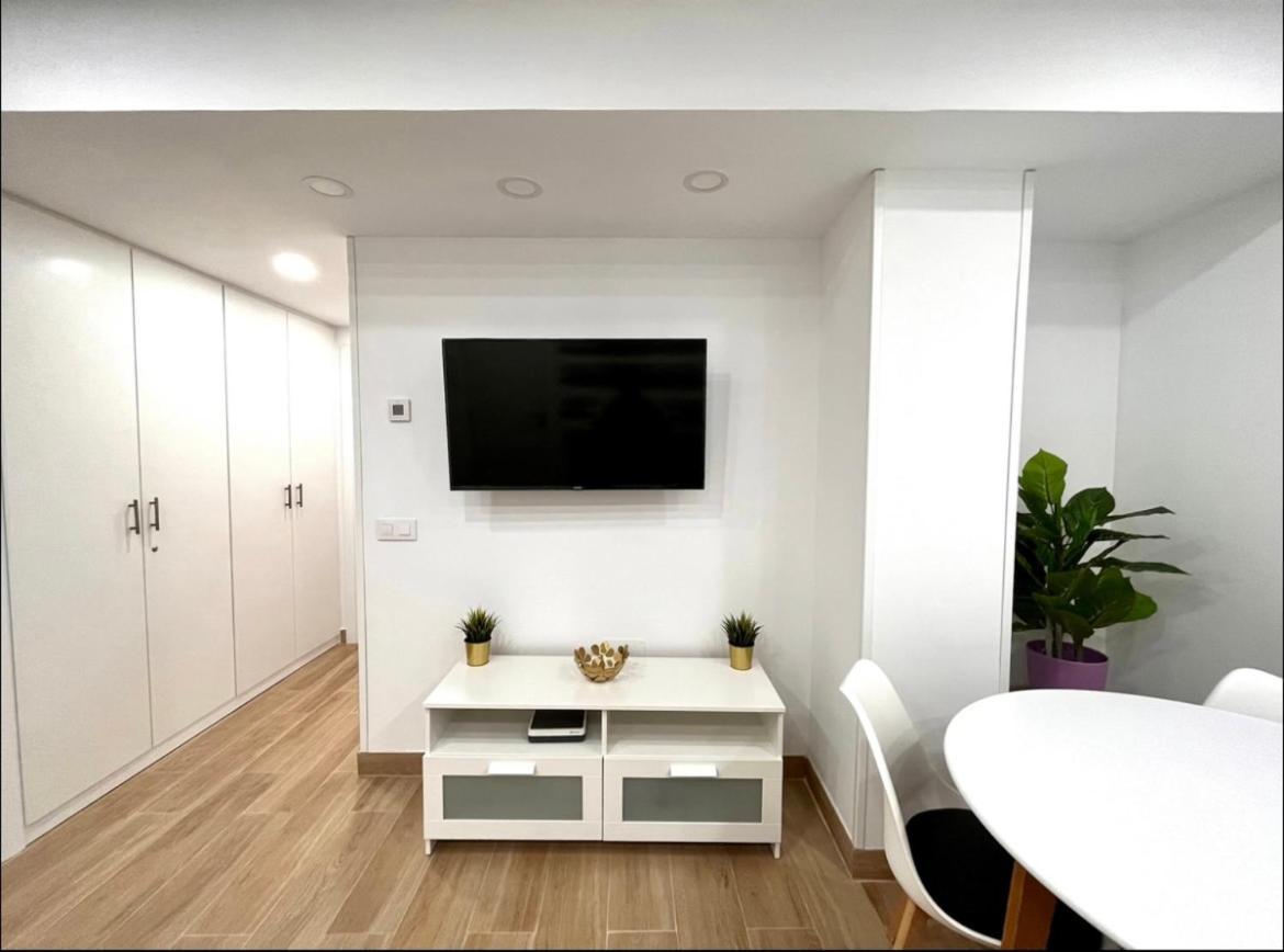 Appartamento Maximilian Dreams Madrid Esterno foto